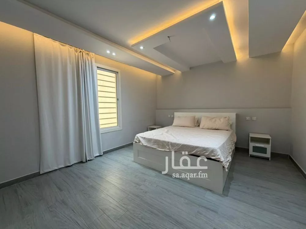 شقة 7 غرف في الريان 6