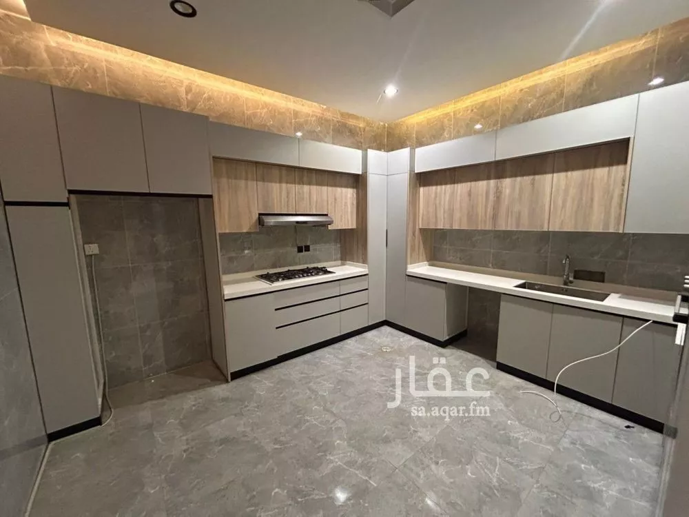 دور 3 غرف في عكاظ 18