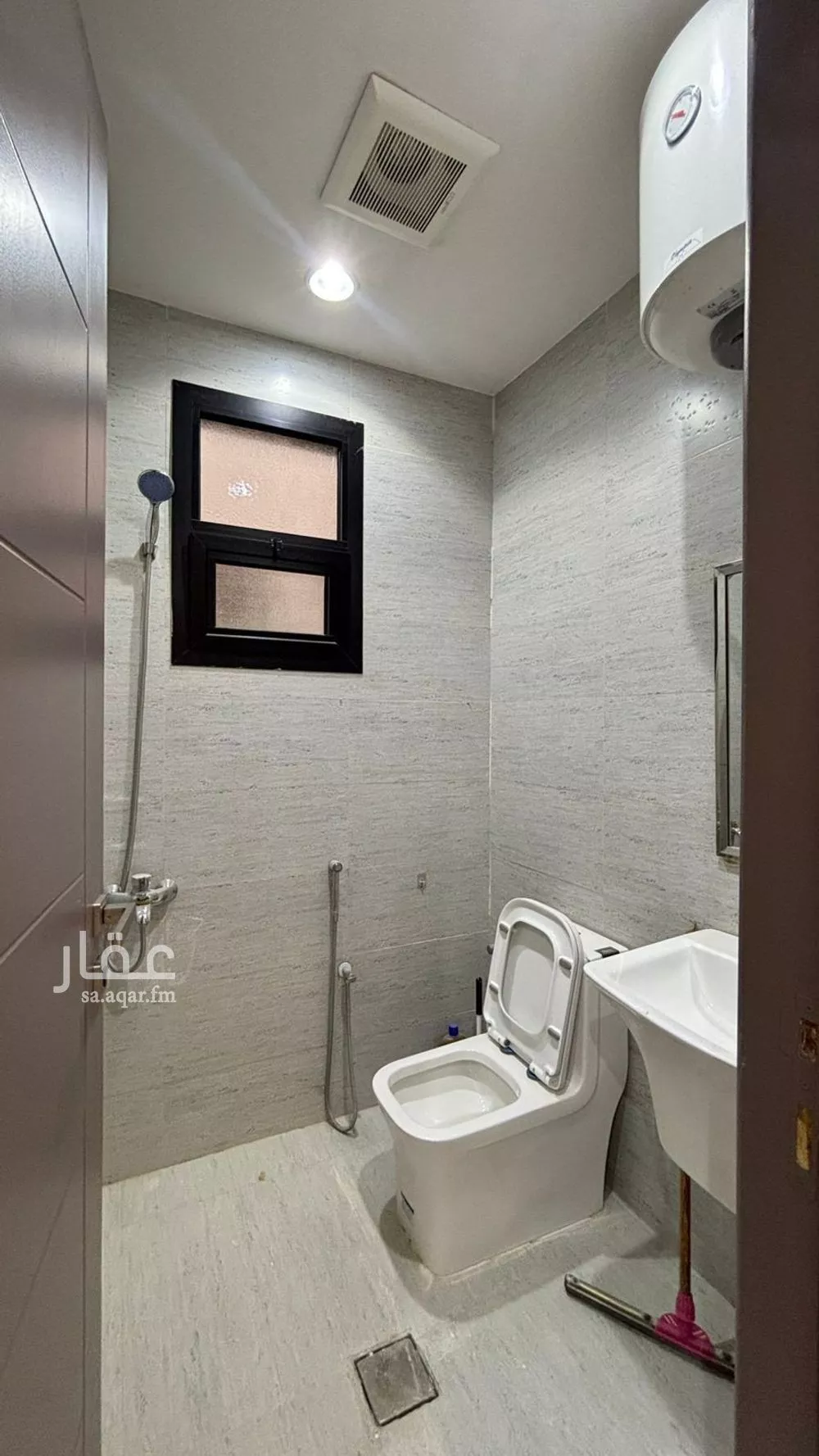 5 bedroom apartment in Al Hazm 17