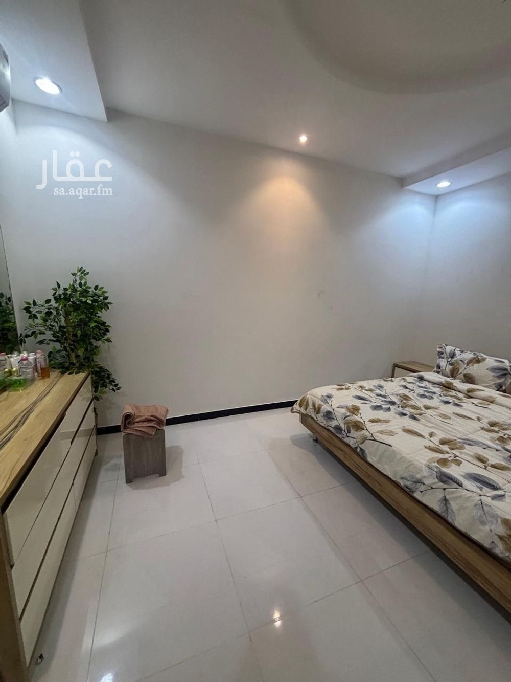 5 bedroom apartment in Al Sawari, Jeddah 12