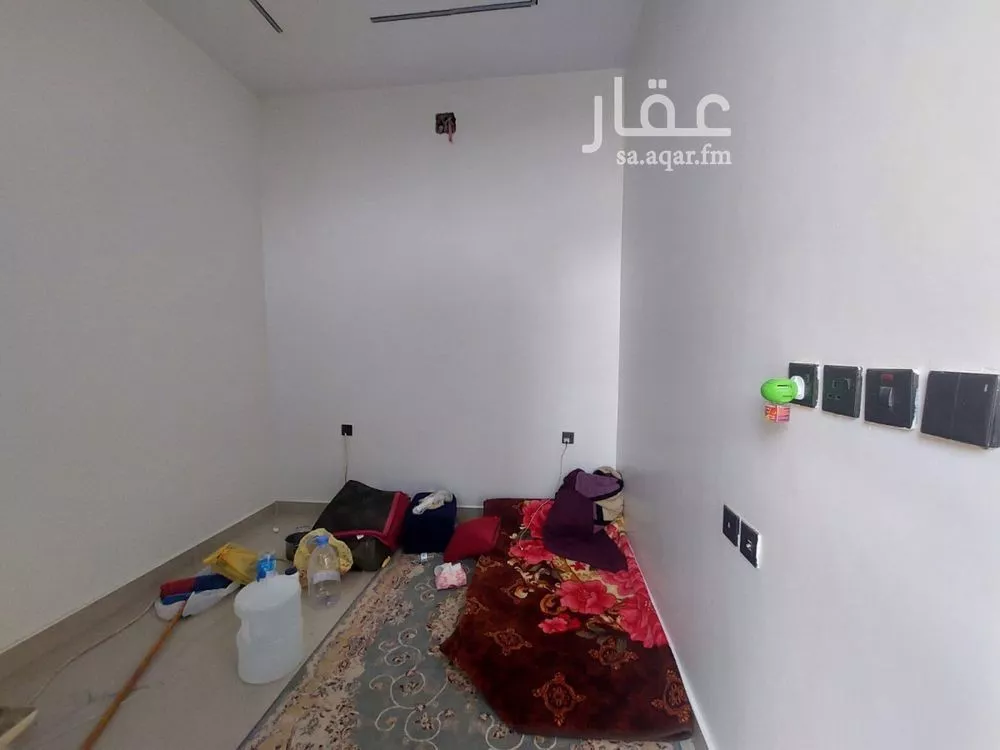 فيلا 5 غرف في طويق 2