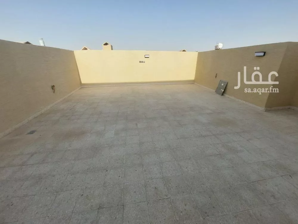 فيلا 5 غرف في طويق 13