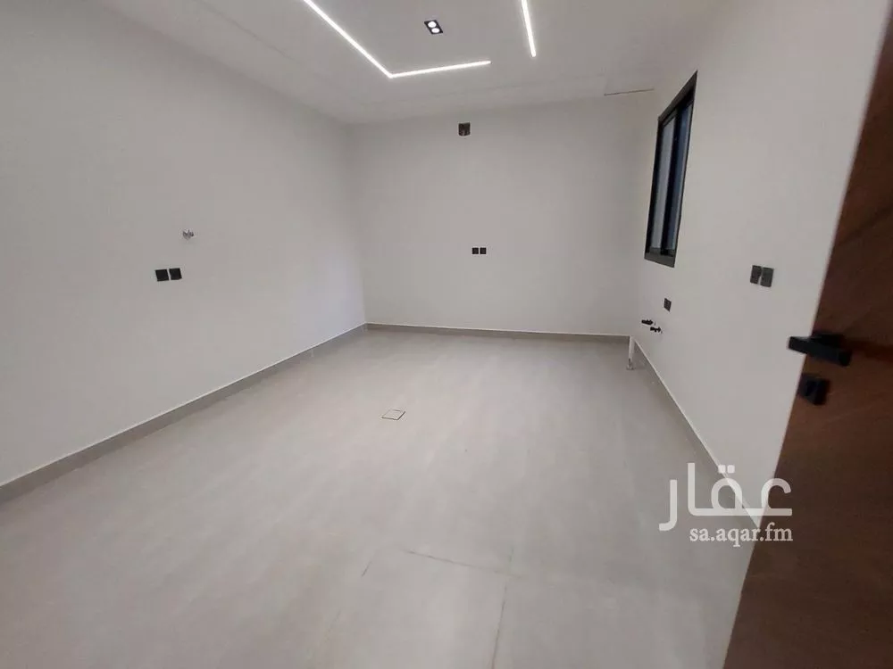 فيلا 5 غرف في طويق 7