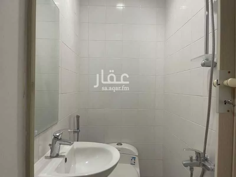 شقة 4 غرف في الصفا 13