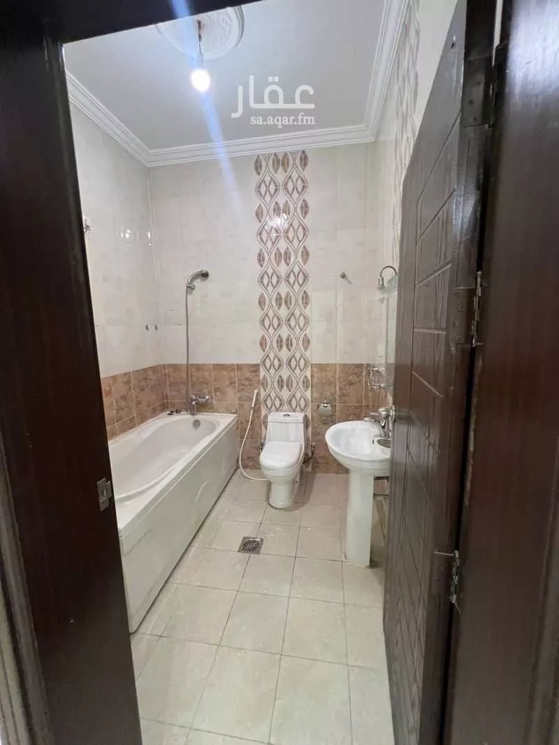 5 bedroom apartment in Ar Rayan 13