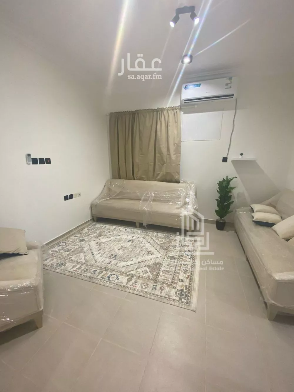 شقة 2 غرف في السعادة 8