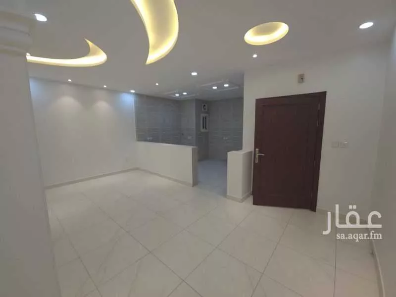 شقة 4 غرف في الريان 3