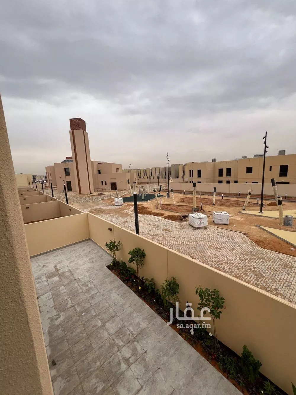 فيلا 4 غرف في المونسية 8