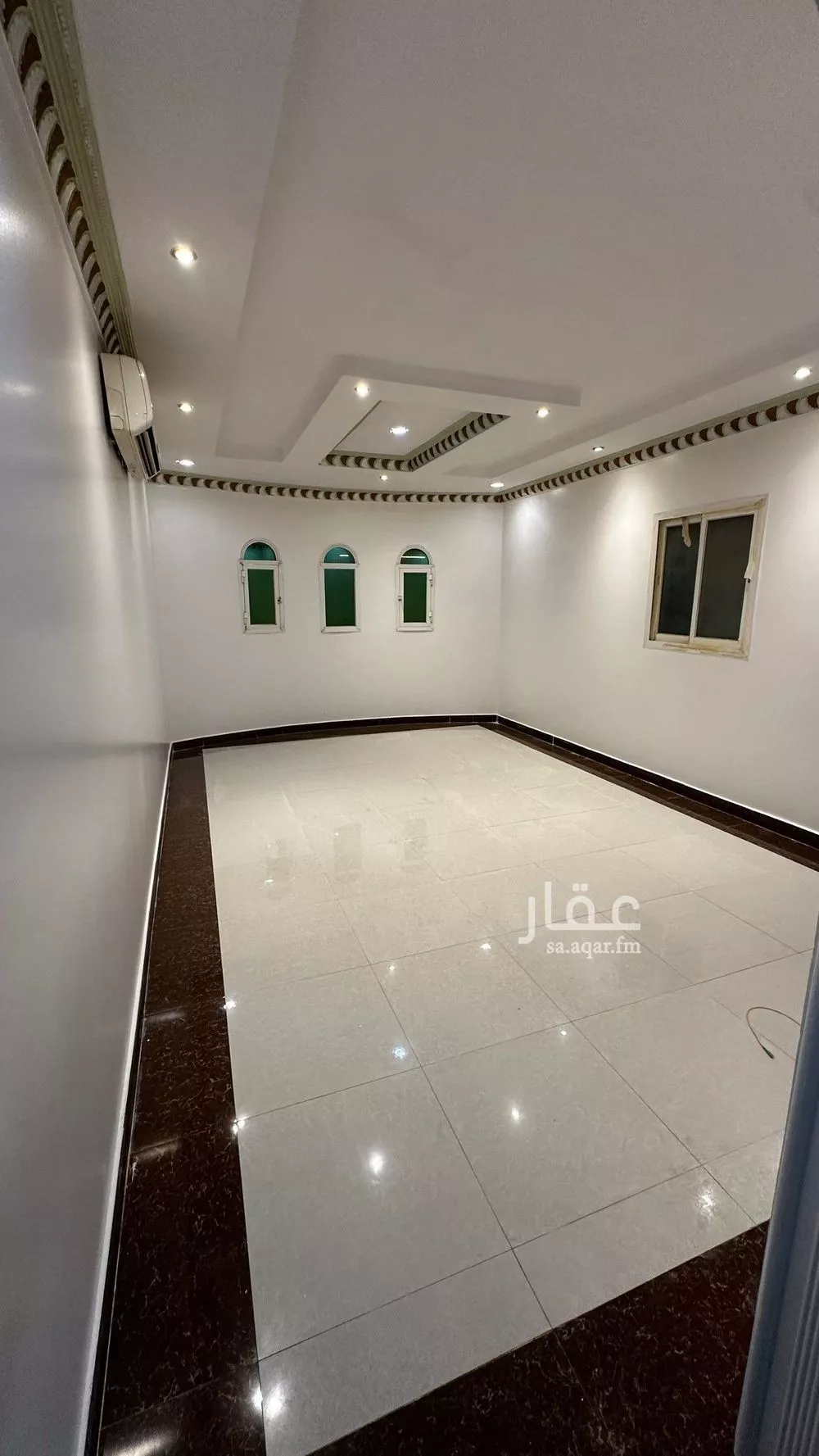 فيلا 5 غرف في ظهرة لبن 7