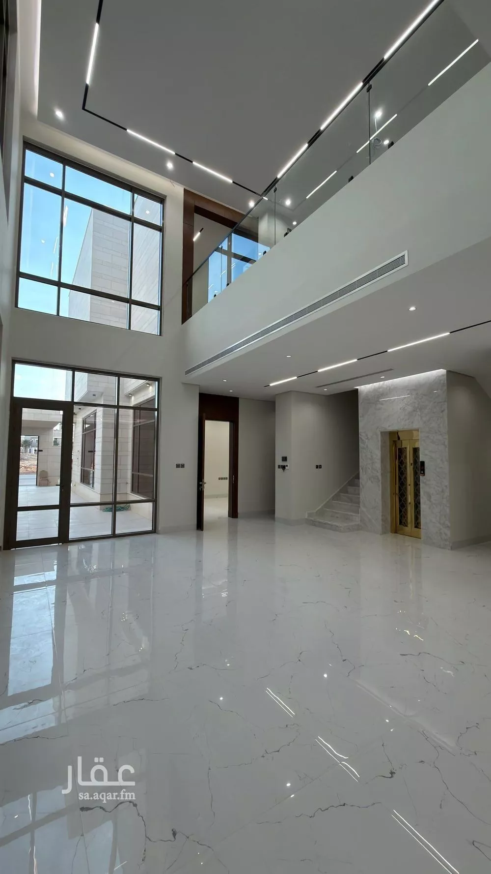 5 bedroom villa in Al Mahdiyyah 6