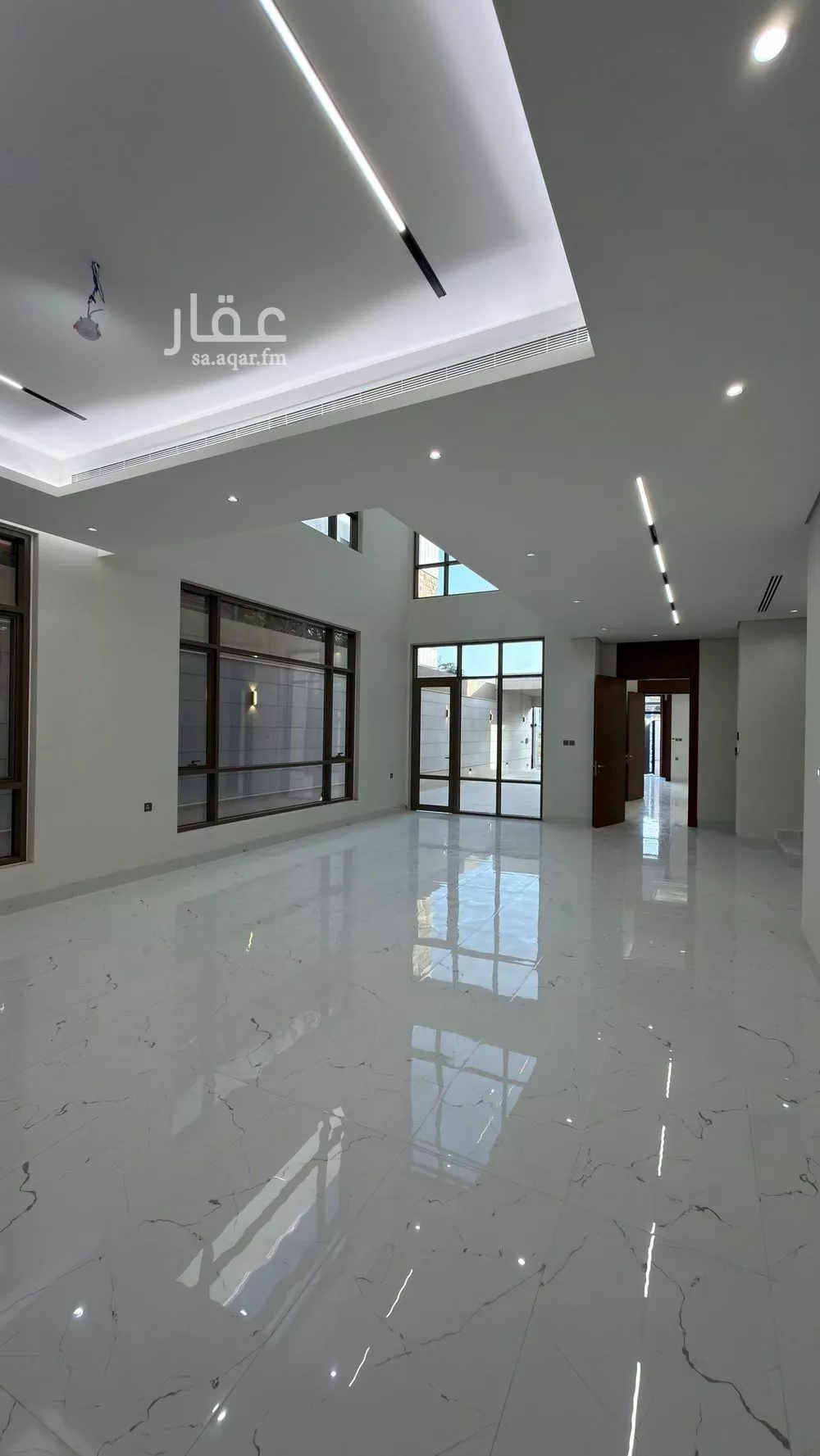 5 bedroom villa in Al Mahdiyyah 10