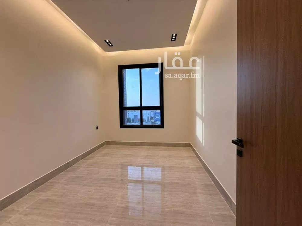 3 bedroom apartment in Al Yarmouk 5