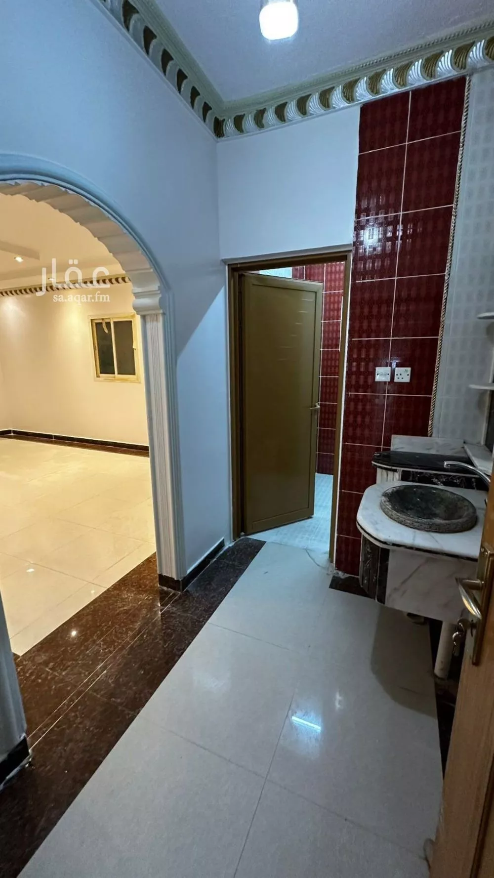 5 bedroom villa in Dhahrat Laban 6