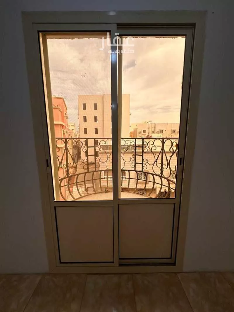 4 bedroom apartment in Al Rabwa 3