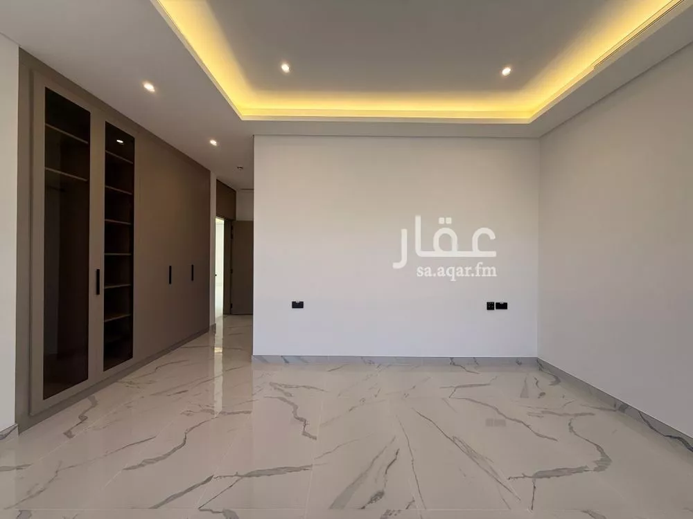 فيلا 5 غرف في سدرة 11