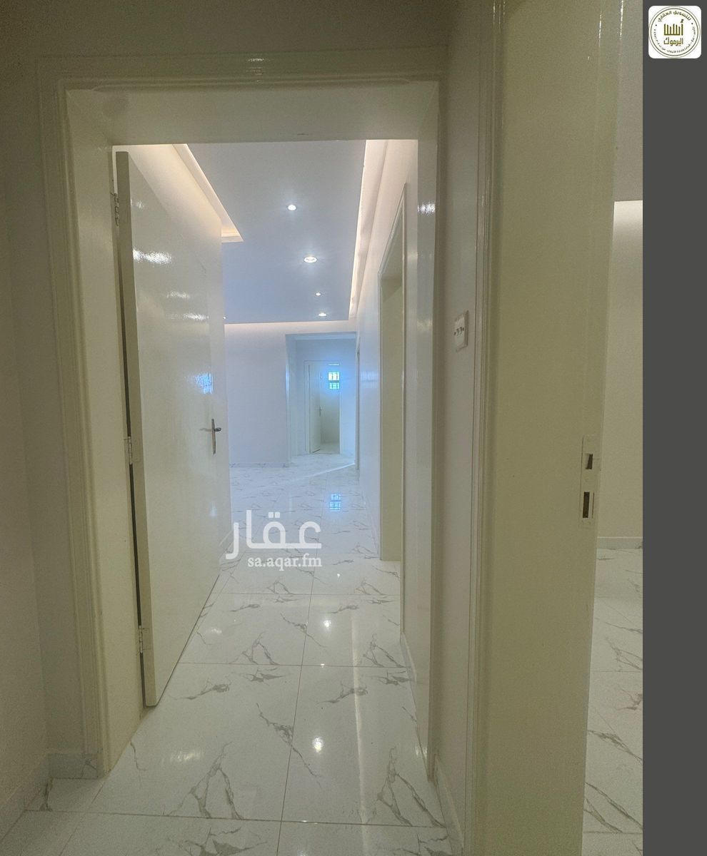 4 bedroom apartment in Al Yarmouk, Riyadh 5