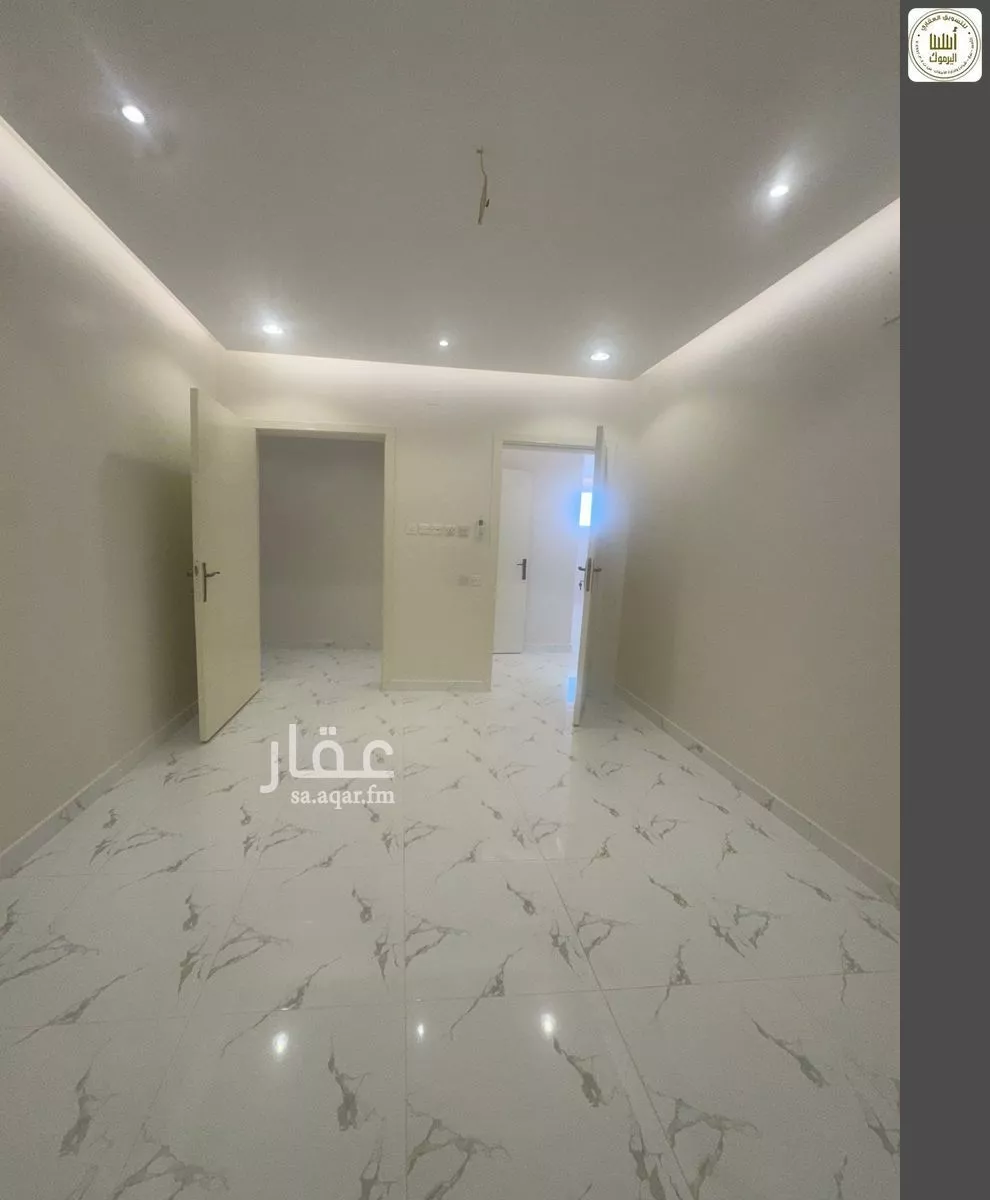 4 bedroom apartment in Al Yarmouk 11