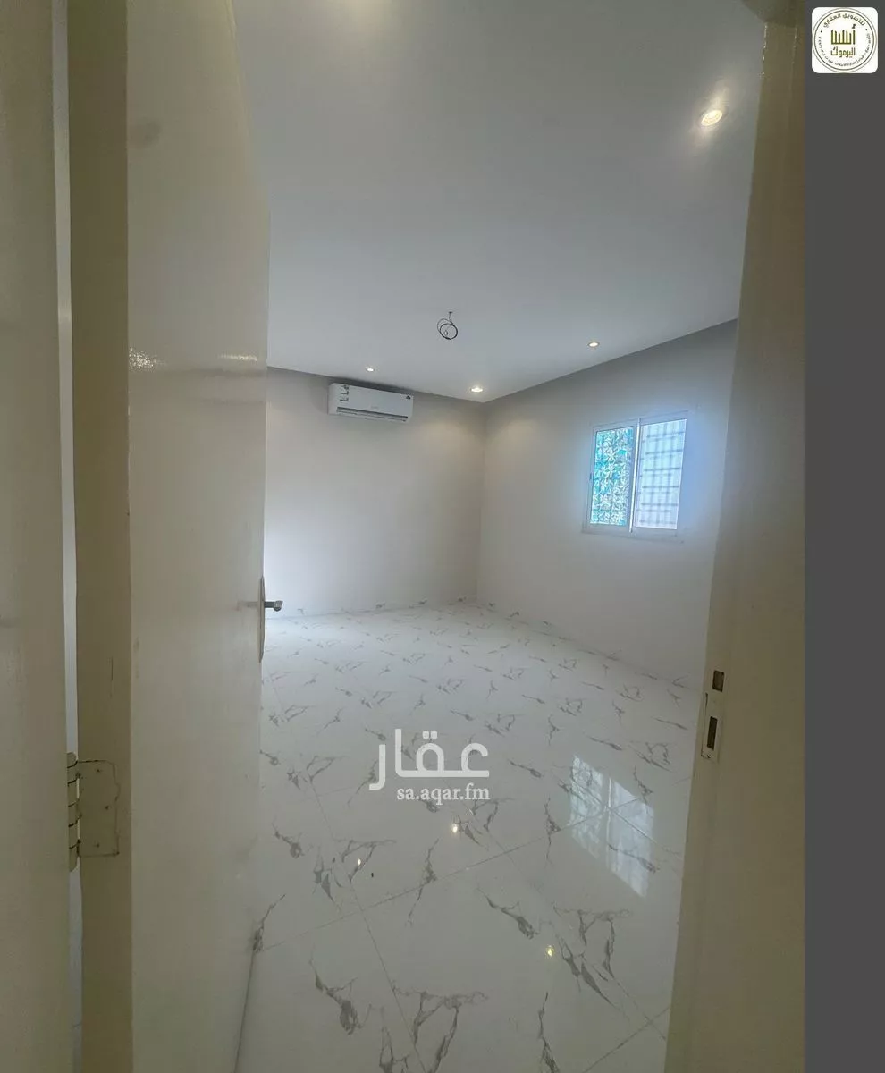 4 bedroom apartment in Al Yarmouk 13
