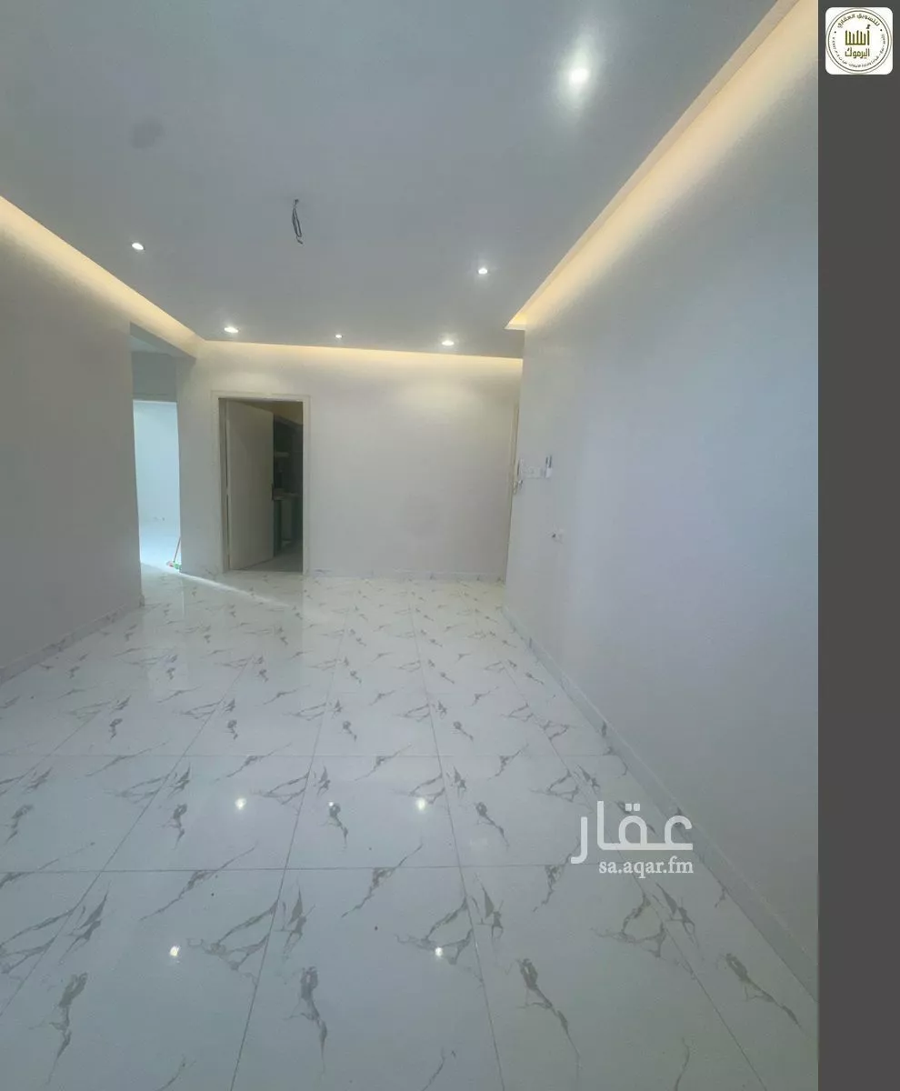 4 bedroom apartment in Al Yarmouk 9