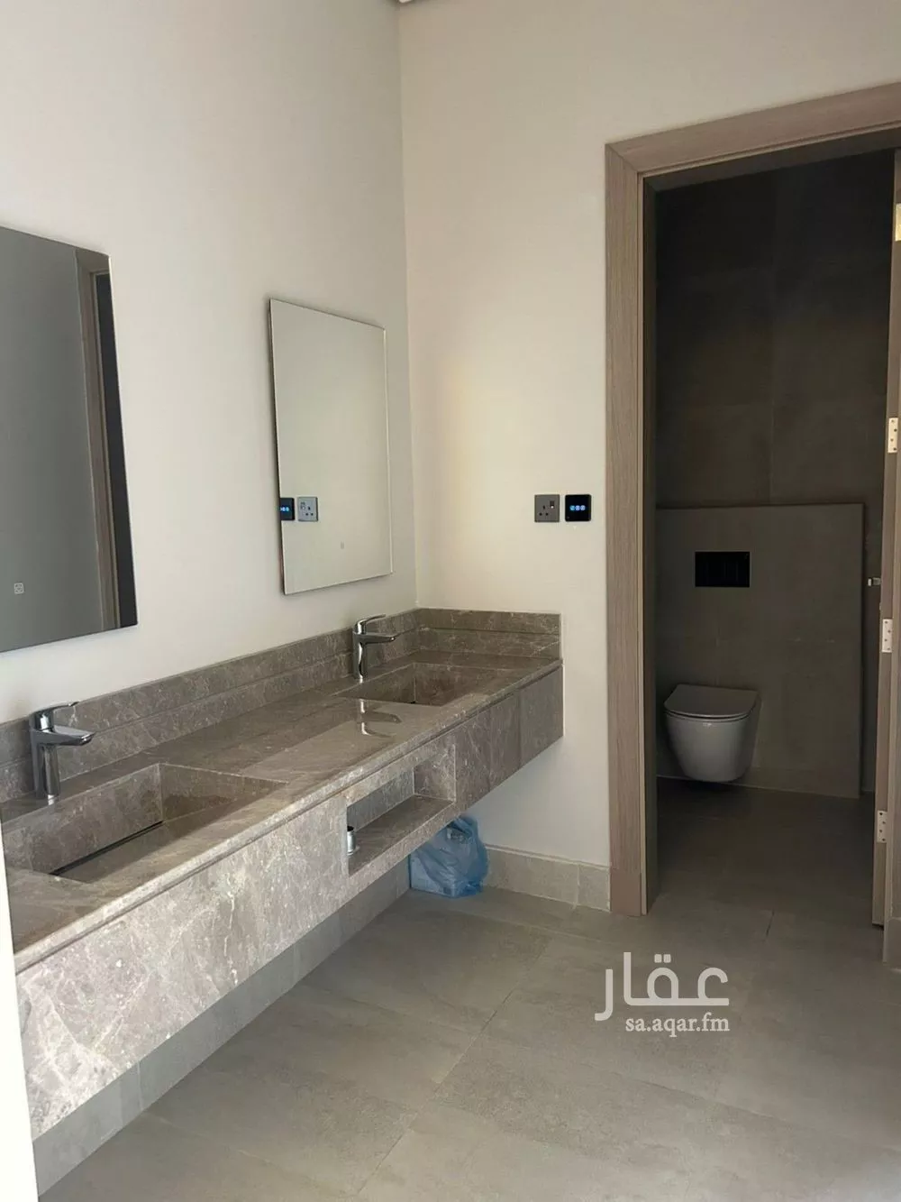 فيلا 5 غرف في النرجس 4