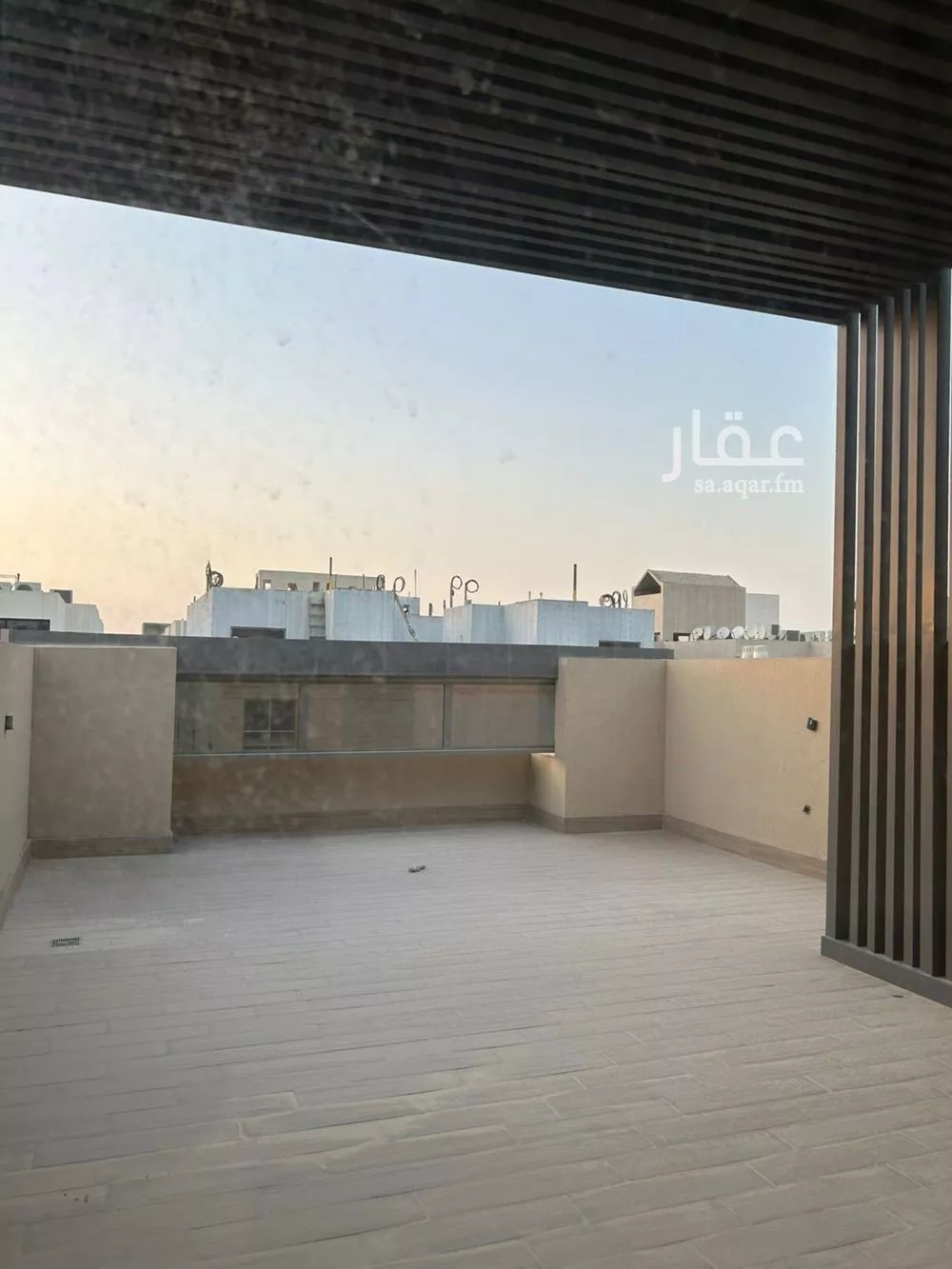 فيلا 5 غرف في النرجس 8