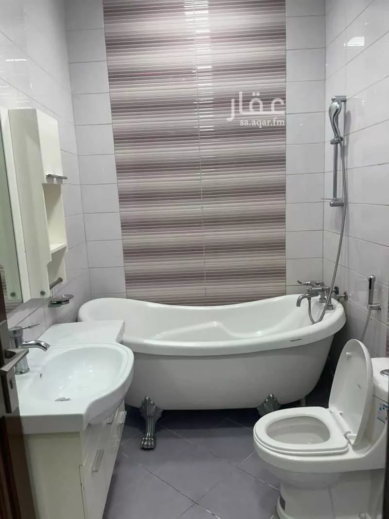 4 bedroom apartment in Al Salamah 2