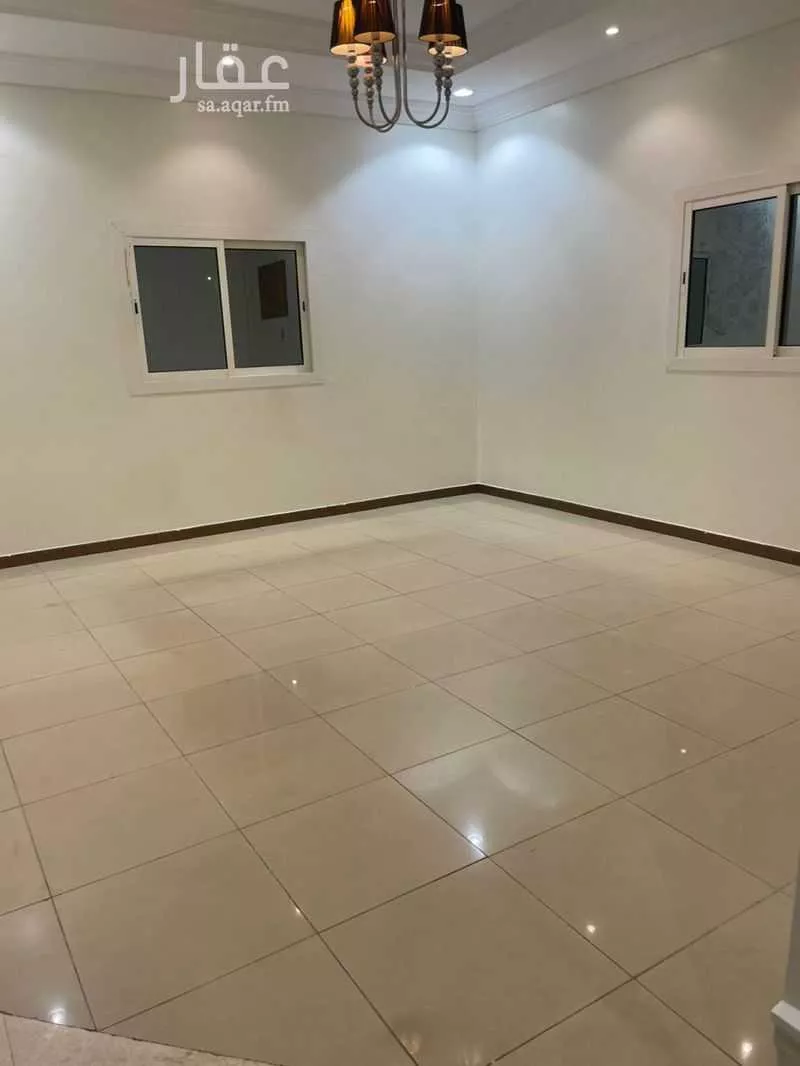 4 bedroom apartment in Al Salamah 8