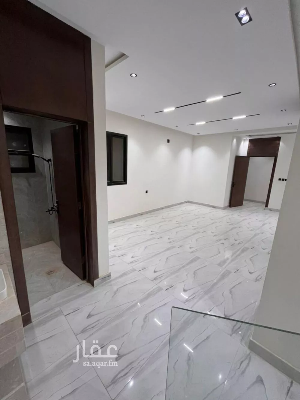 6 bedroom villa in Al Janadriyah 2