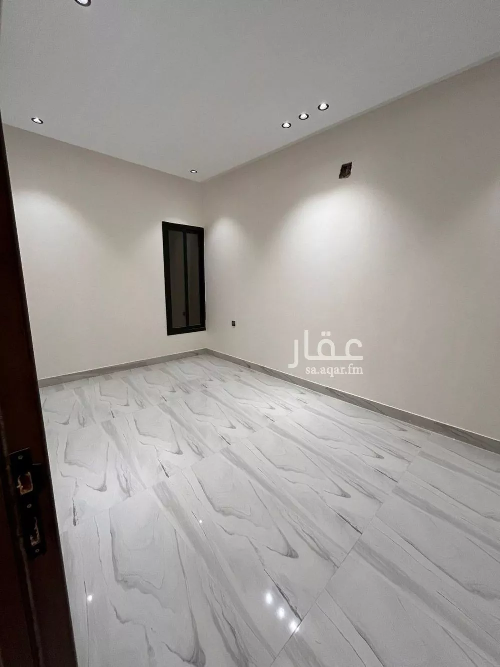 6 bedroom villa in Al Janadriyah 6