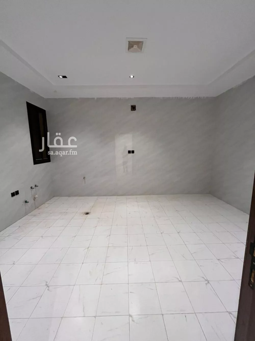 6 bedroom villa in Al Janadriyah 7