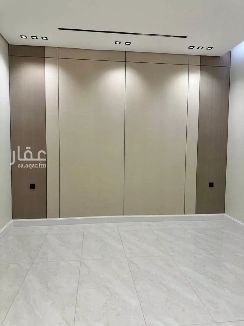 شقة 4 غرف في العارض 6