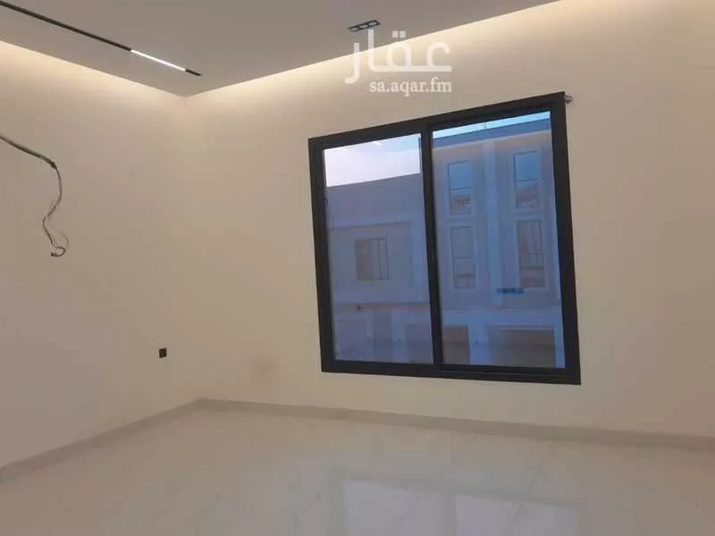 فيلا 5 غرف في السعادة 3