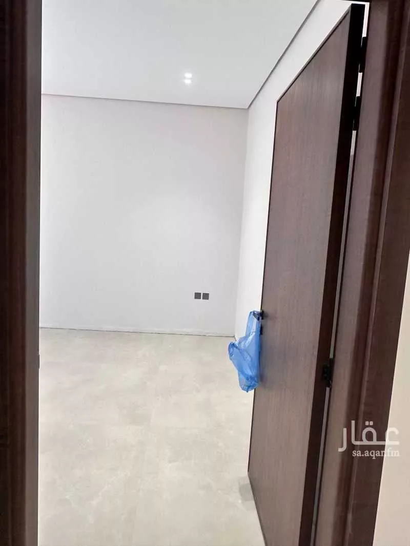 4 bedroom villa in Dahiat Namar 4