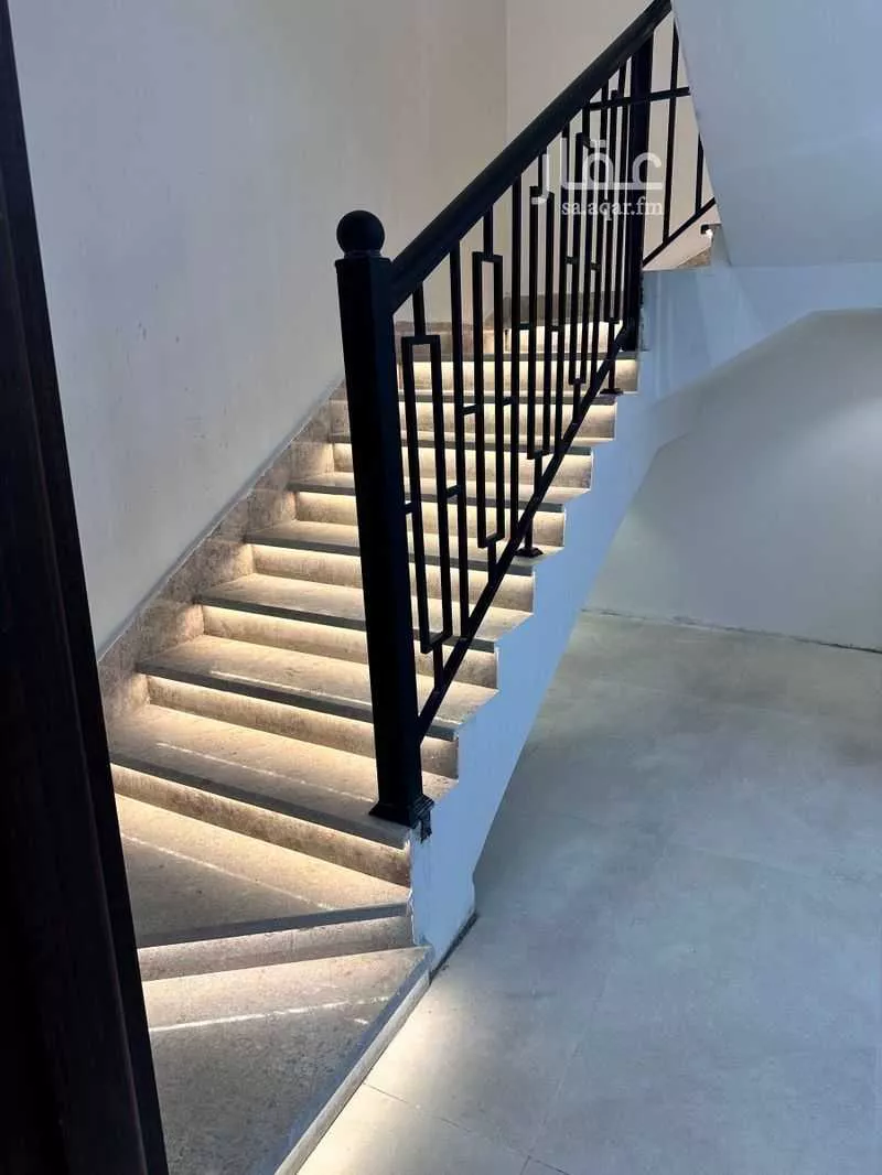 4 bedroom villa in Dahiat Namar 7