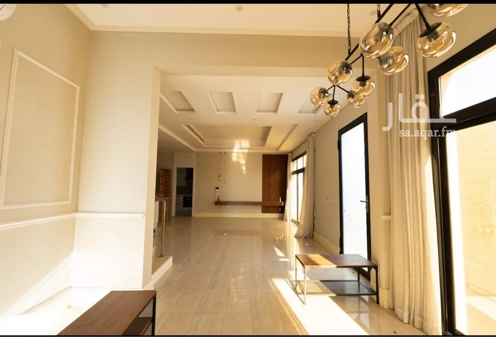 5 bedroom villa in Al Malqa 20