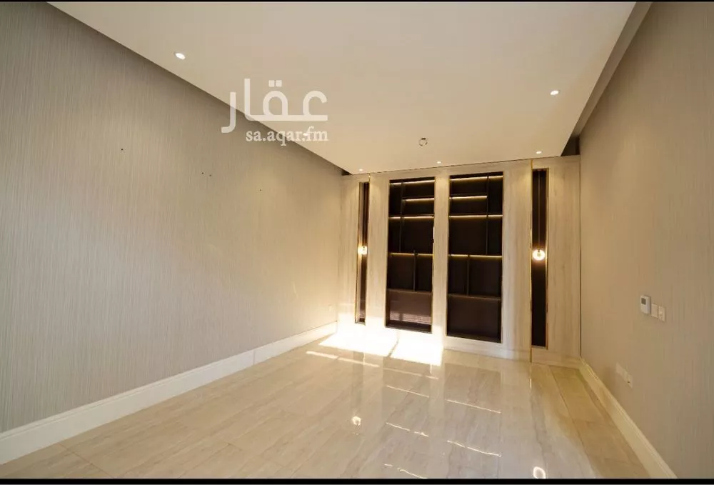 5 bedroom villa in Al Malqa 22