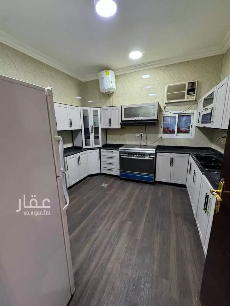 3 bedroom apartment in Al Hamra 5