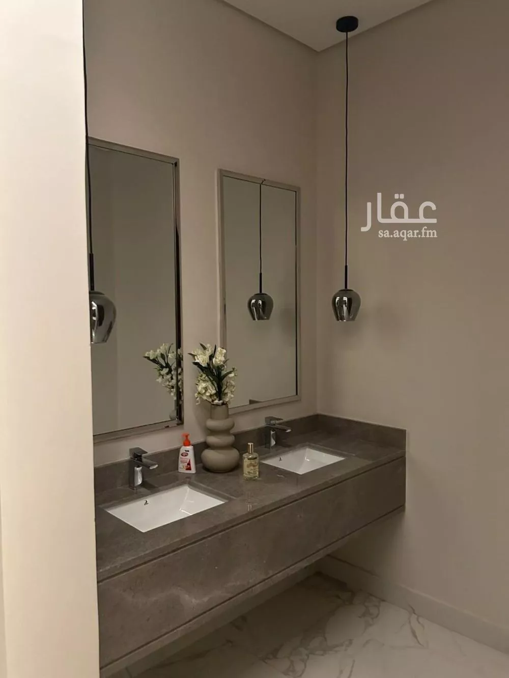 6 bedroom villa in Al Narjis 3