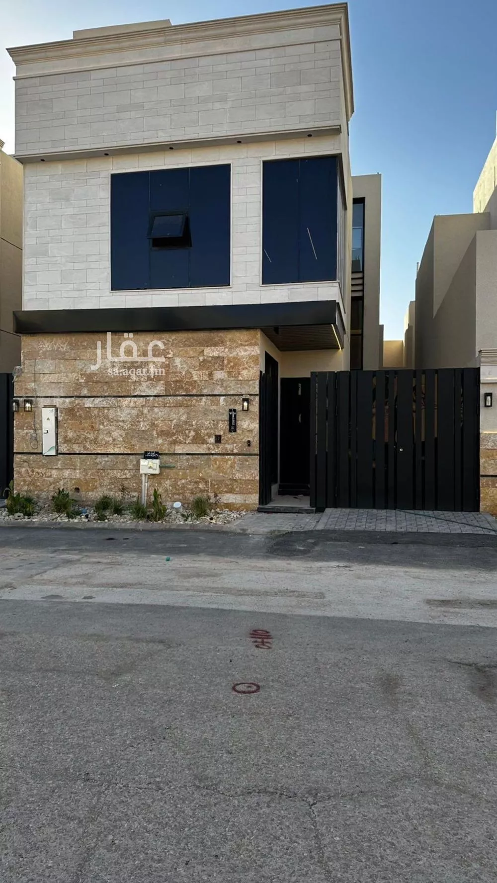 5 bedroom villa in Dhahrat Laban 7