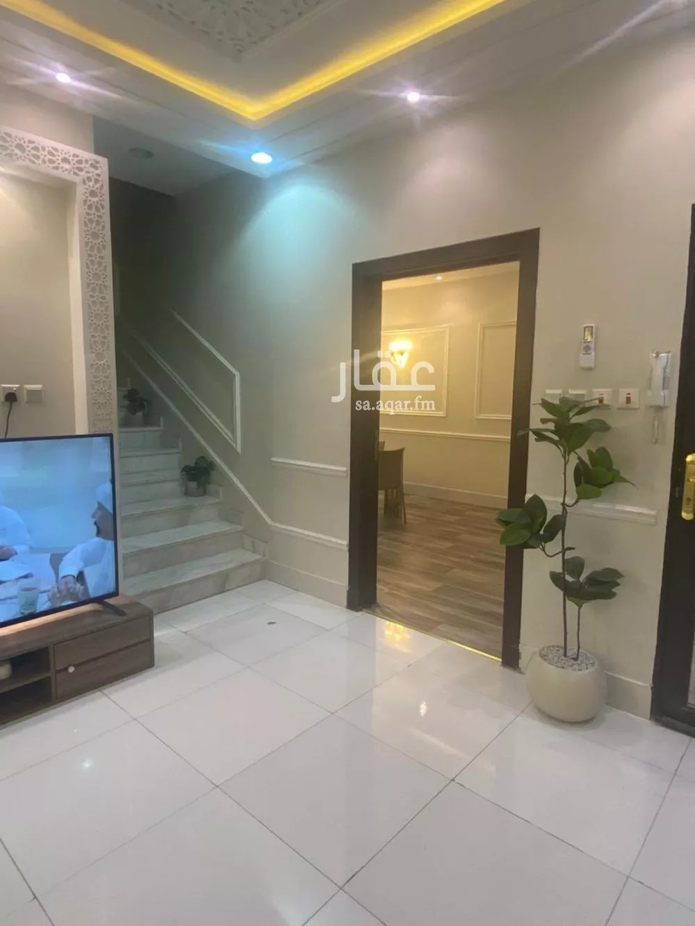 فيلا 6 غرف في ديراب 15