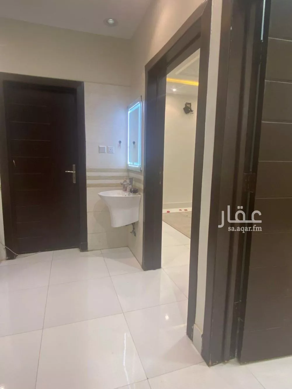 فيلا 6 غرف في ديراب 21
