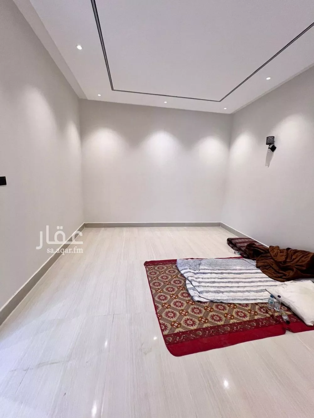 فيلا 6 غرف في طويق 14