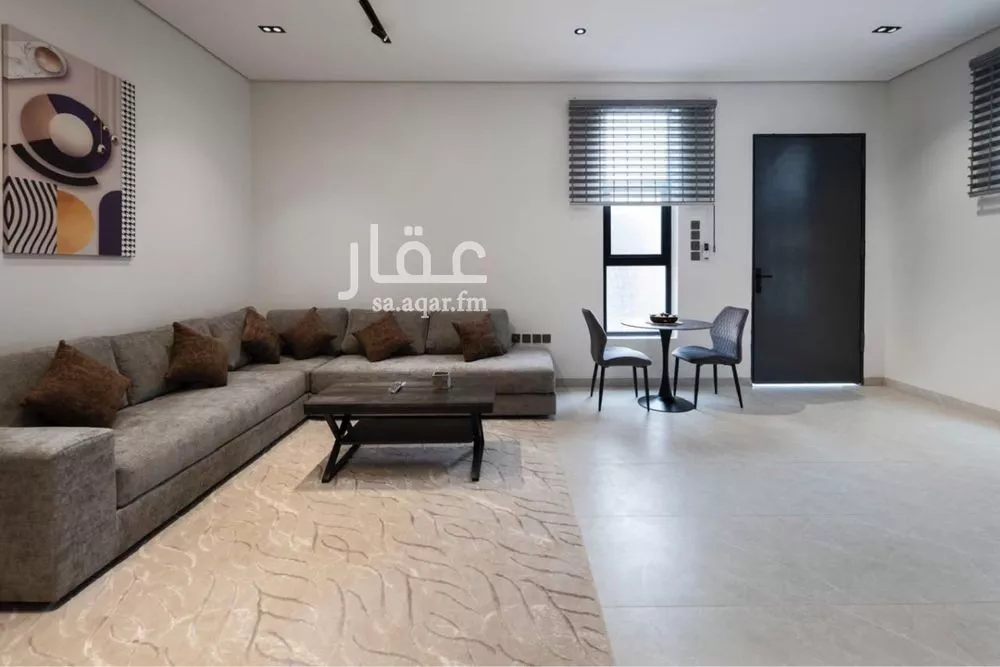 3 bedroom floor in Al Narjis 5