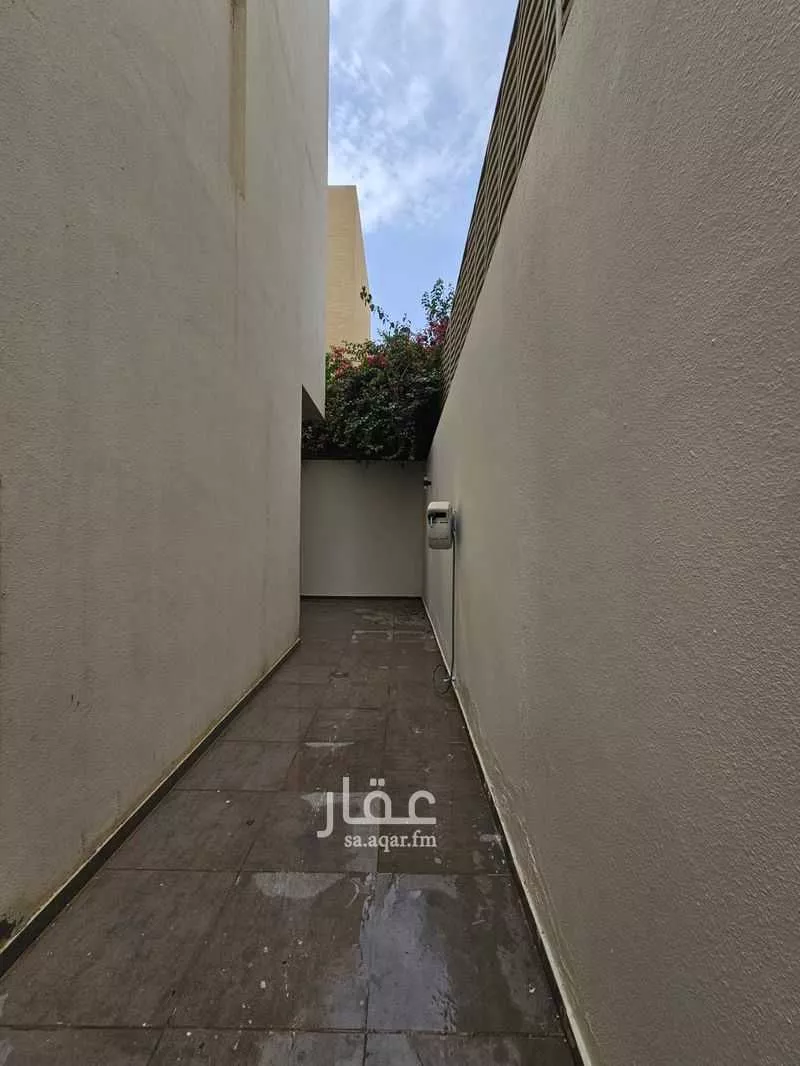 7 bedroom villa in Al Aridh 12