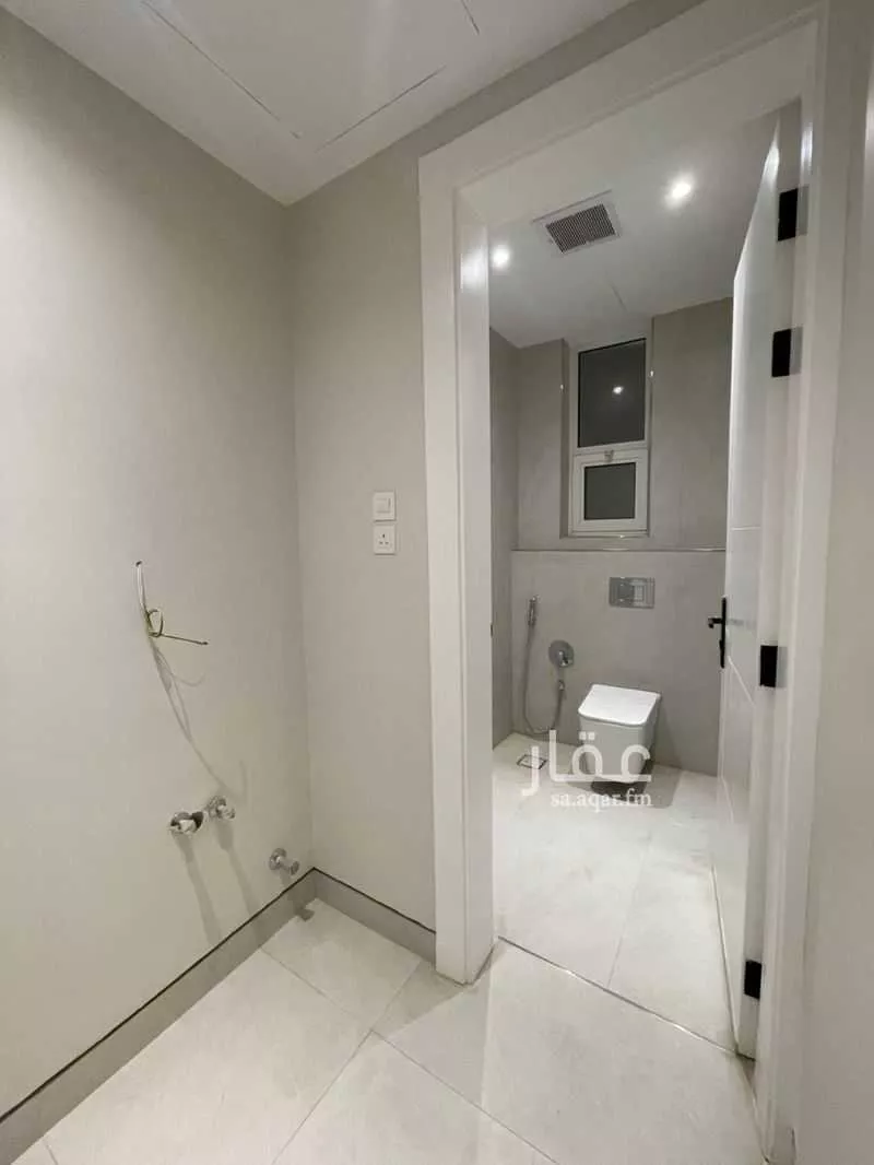 4 bedroom villa in Al Aridh 8