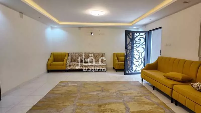فيلا 10 غرف في المربع 4