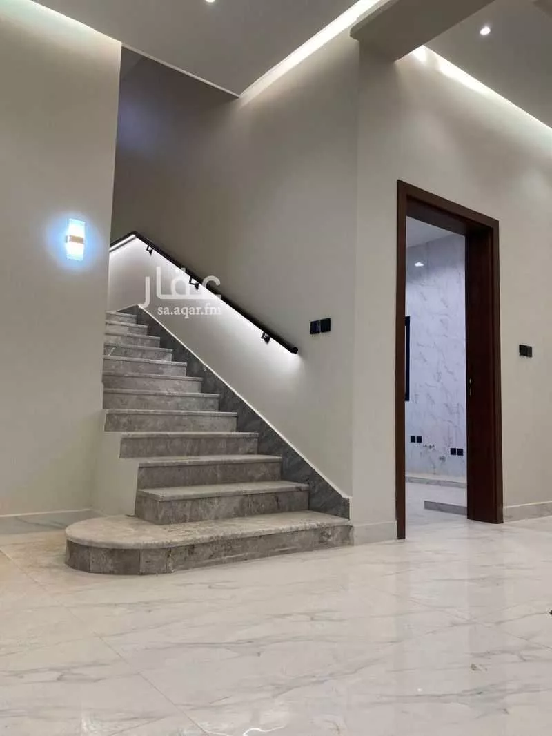 10 bedroom villa in Al Janadriyah 2