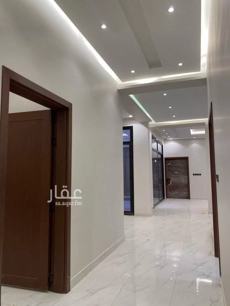 10 bedroom villa in Al Janadriyah 3