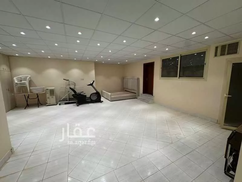 فيلا 12 غرف في صلاح الدين 18