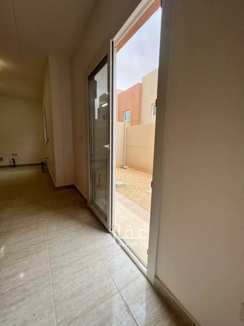 فيلا 4 غرف في الرياض 12